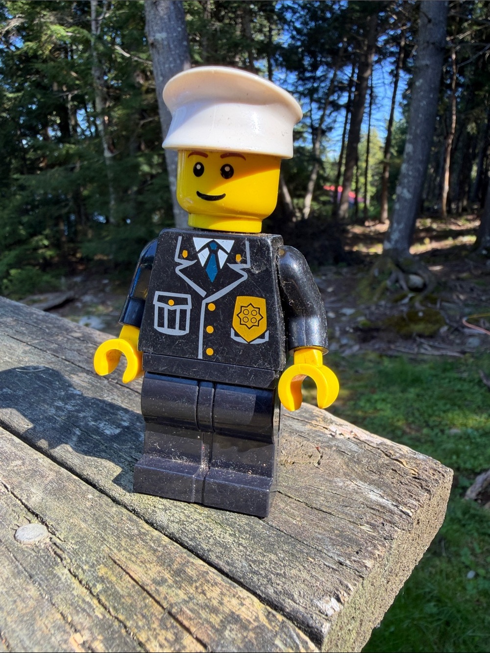 Lego cty0095 Police City Suit Blue Tie Badge Black Legs Cheek Lines Minifigure